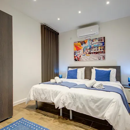Ridge View - In A Shared - Sea Views Habitación en casa particular *