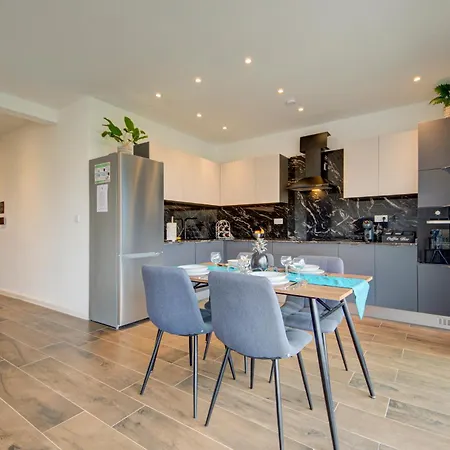 Ridge View - In A Shared - Sea Views Privat bolig Mellieħa