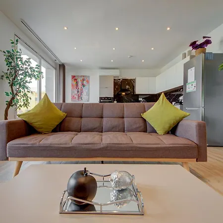 Ridge View - In A Shared - Sea Views